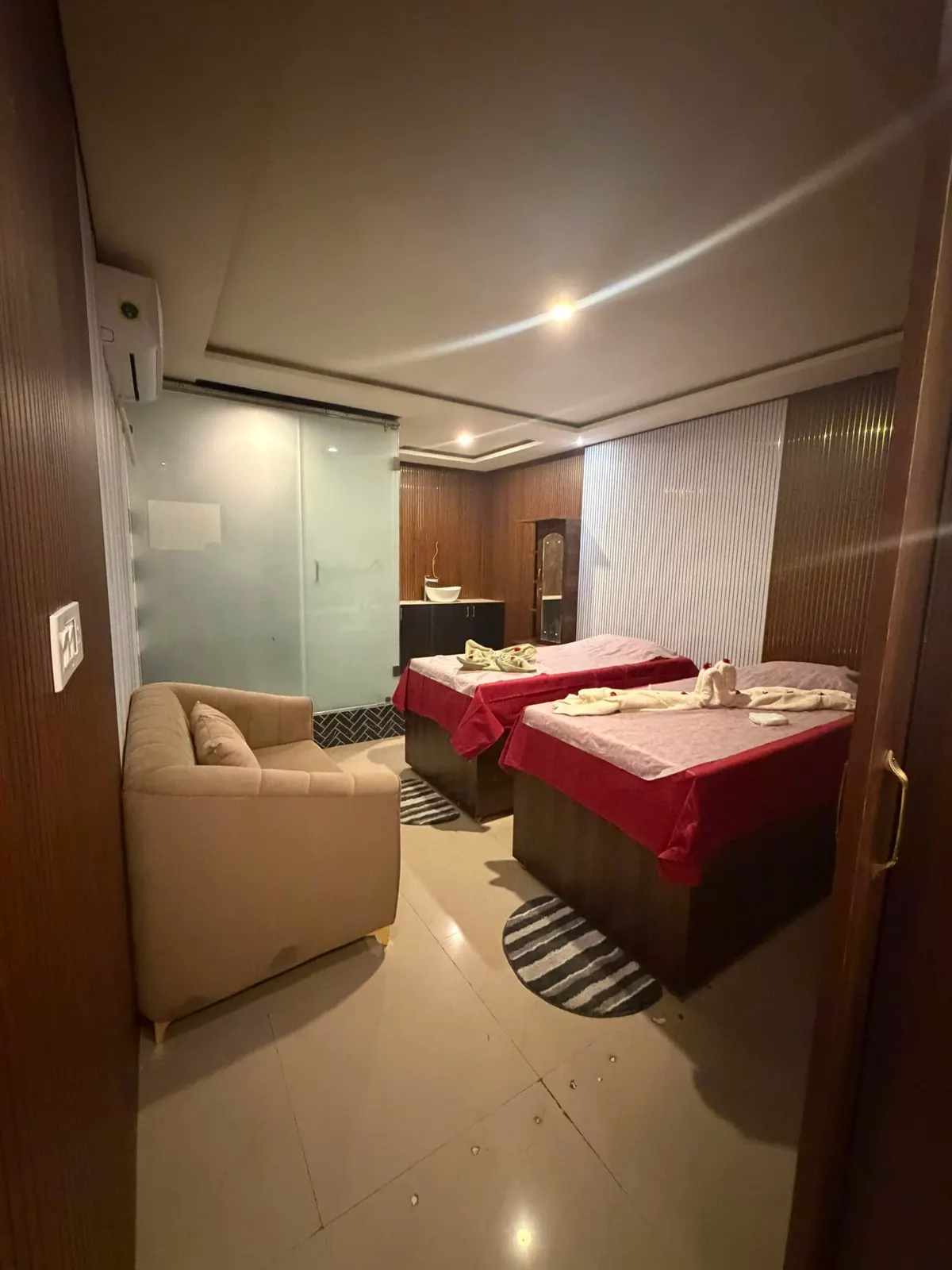 Spa lounge